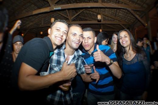 Marcos e Belutti fazem show na Fazenda Coléginho em Jacareí