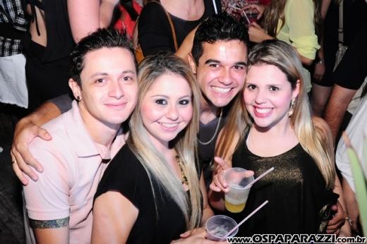 Grupo Sambô mistura repertório na Cenário em Jacareí