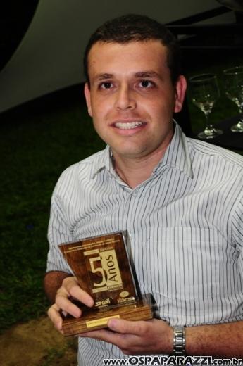 Grupo Zaragoza faz homenagem aos funcionários da empresa