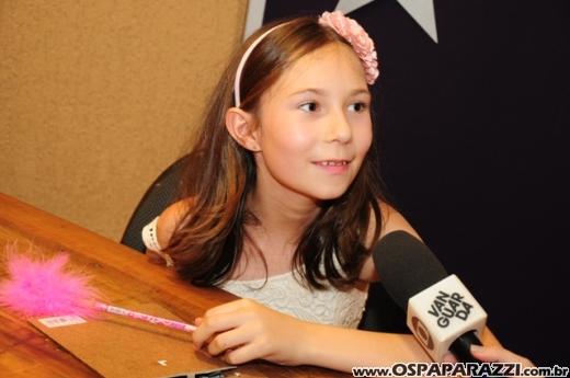 Bia Fedato lança livro A Casa Misteriosa no Vale Sul Shopping