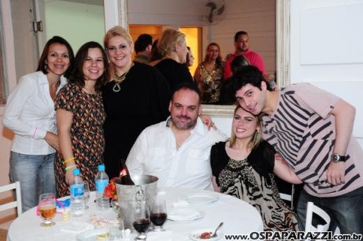 Laís Vantine ganha festa de aniversário na Number Two