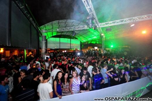Felguk entre DJs movimenta a noite da Cenário em Jacareí