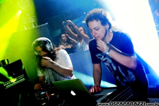 Felguk entre DJs movimenta a noite da Cenário em Jacareí