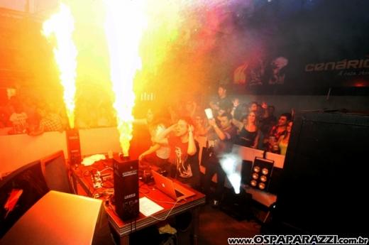 Felguk entre DJs movimenta a noite da Cenário em Jacareí