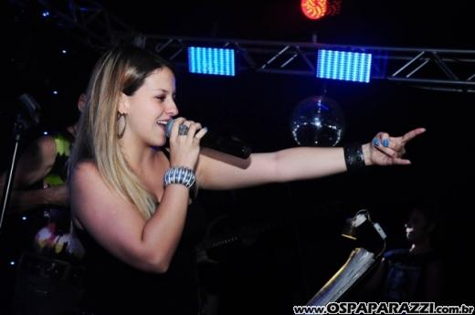 Cisão e Mariana Salvaterra abrem a temporada 2013 do Anexo