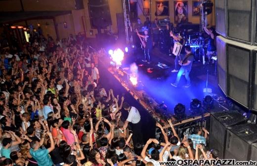 O meteoro Luan Santana faz show na Estância Nativa Sertaneja