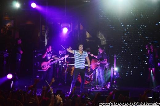 O meteoro Luan Santana faz show na Estância Nativa Sertaneja