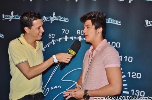 O meteoro Luan Santana faz show na Estância Nativa Sertaneja