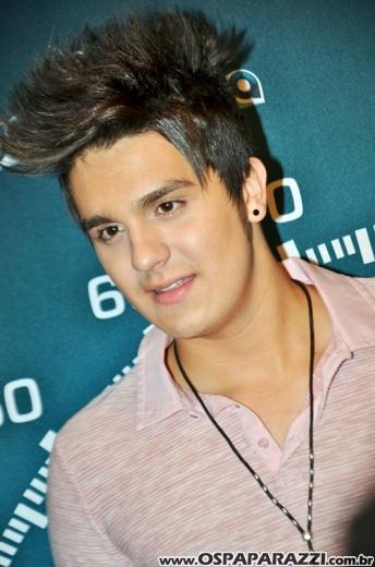 O meteoro Luan Santana faz show na Estância Nativa Sertaneja