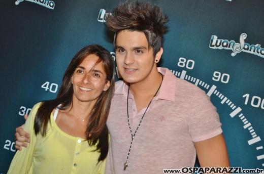 O meteoro Luan Santana faz show na Estância Nativa Sertaneja