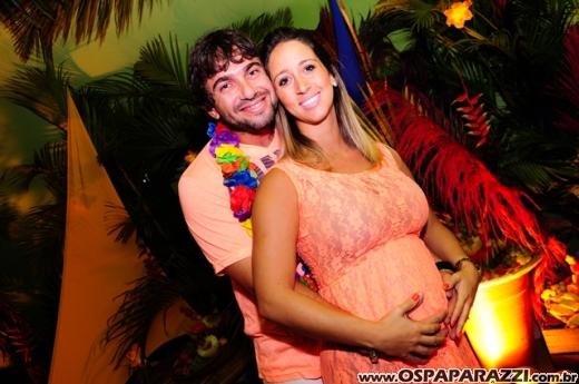 Baile do Hawaí abre os festejos do Carnaval Centenário da AESJ