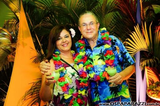 Baile do Hawaí abre os festejos do Carnaval Centenário da AESJ