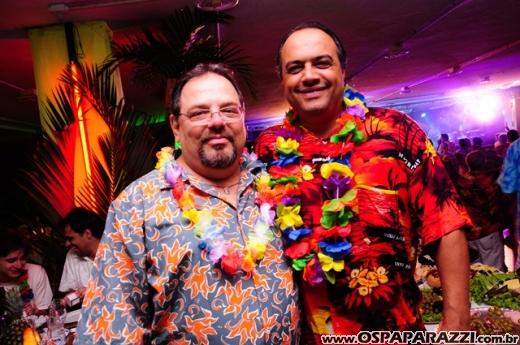 Baile do Hawaí abre os festejos do Carnaval Centenário da AESJ