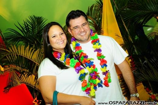 Baile do Hawaí abre os festejos do Carnaval Centenário da AESJ