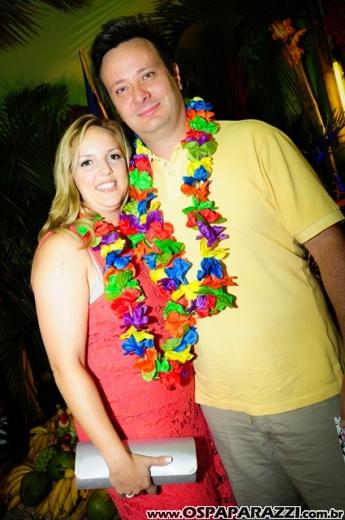 Baile do Hawaí abre os festejos do Carnaval Centenário da AESJ