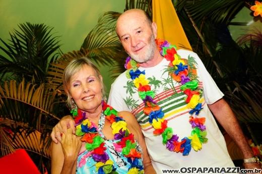 Baile do Hawaí abre os festejos do Carnaval Centenário da AESJ