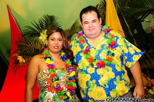 Baile do Hawaí abre os festejos do Carnaval Centenário da AESJ
