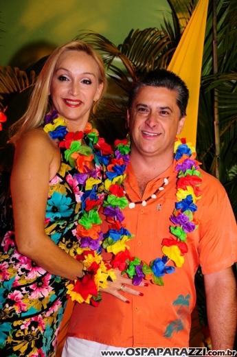 Baile do Hawaí abre os festejos do Carnaval Centenário da AESJ