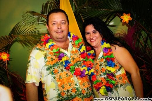 Baile do Hawaí abre os festejos do Carnaval Centenário da AESJ