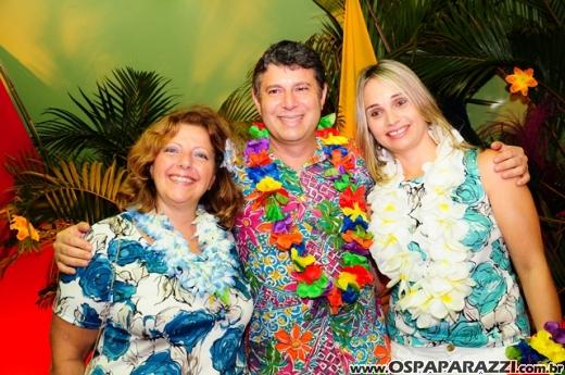 Baile do Hawaí abre os festejos do Carnaval Centenário da AESJ
