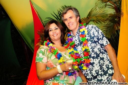 Baile do Hawaí abre os festejos do Carnaval Centenário da AESJ