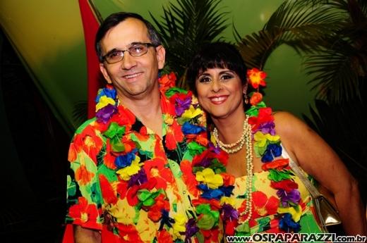 Baile do Hawaí abre os festejos do Carnaval Centenário da AESJ