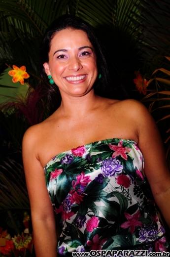Baile do Hawaí abre os festejos do Carnaval Centenário da AESJ