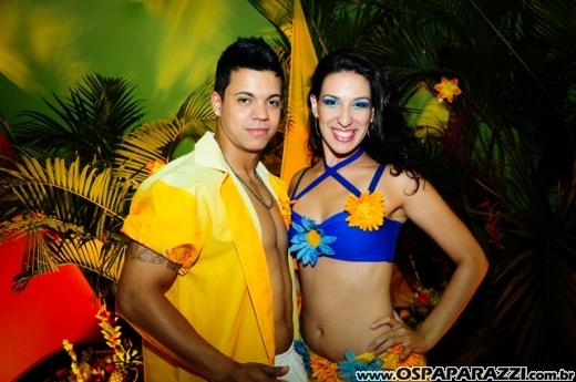 Baile do Hawaí abre os festejos do Carnaval Centenário da AESJ