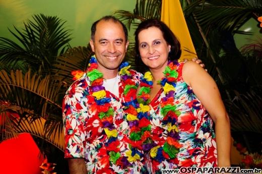 Baile do Hawaí abre os festejos do Carnaval Centenário da AESJ