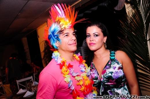 Baile do Hawaí abre os festejos do Carnaval Centenário da AESJ