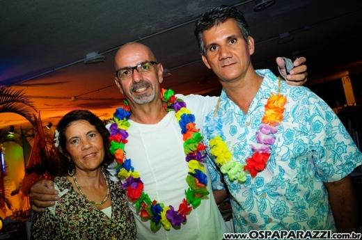 Baile do Hawaí abre os festejos do Carnaval Centenário da AESJ