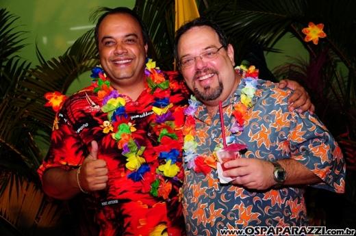 Baile do Hawaí abre os festejos do Carnaval Centenário da AESJ