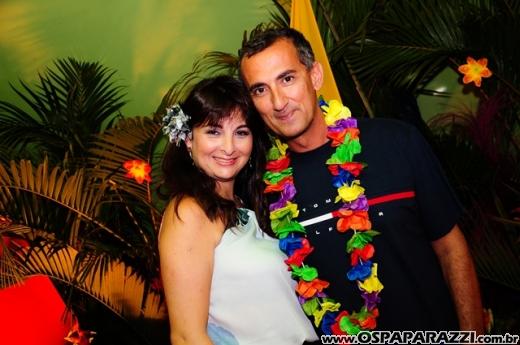 Baile do Hawaí abre os festejos do Carnaval Centenário da AESJ