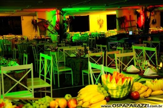 Baile do Hawaí abre os festejos do Carnaval Centenário da AESJ