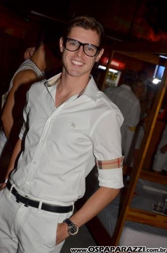 White Fashion Willian Roggles é festa de aniversário badalada
