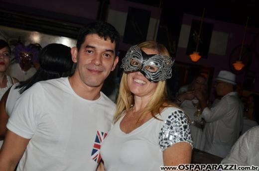 White Fashion Willian Roggles é festa de aniversário badalada