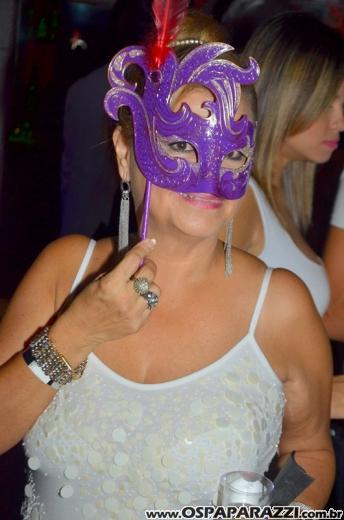 White Fashion Willian Roggles é festa de aniversário badalada