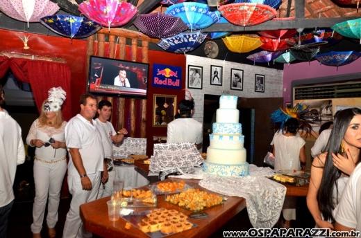White Fashion Willian Roggles é festa de aniversário badalada