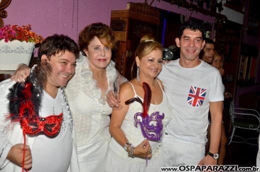 White Fashion Willian Roggles é festa de aniversário badalada
