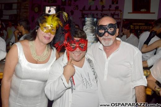 White Fashion Willian Roggles é festa de aniversário badalada