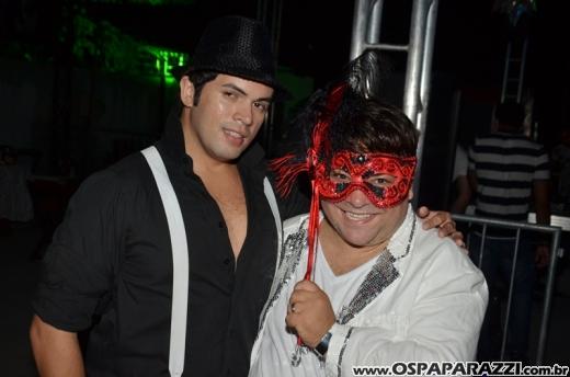 White Fashion Willian Roggles é festa de aniversário badalada
