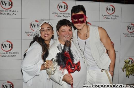 White Fashion Willian Roggles é festa de aniversário badalada