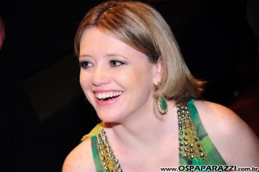 Patricia Couto recebe parabéns no SantOnofre Boteco Bistrô