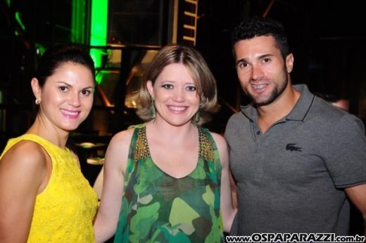 Patricia Couto recebe parabéns no SantOnofre Boteco Bistrô