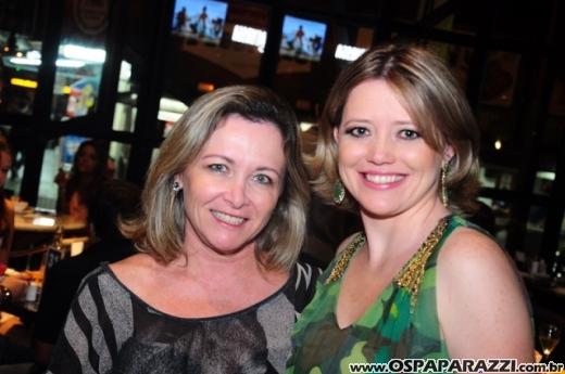 Patricia Couto recebe parabéns no SantOnofre Boteco Bistrô