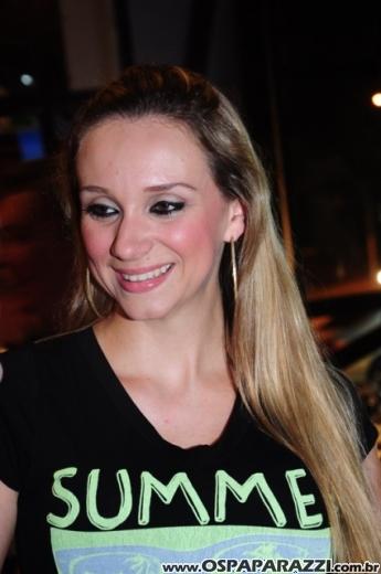 Patricia Couto recebe parabéns no SantOnofre Boteco Bistrô