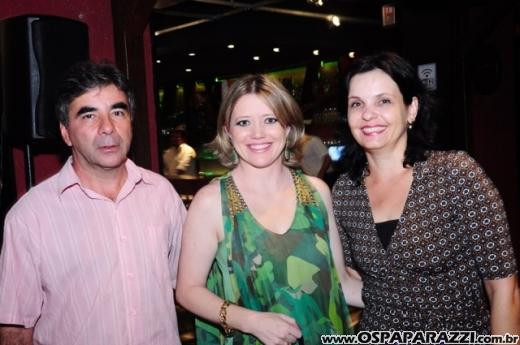 Patricia Couto recebe parabéns no SantOnofre Boteco Bistrô