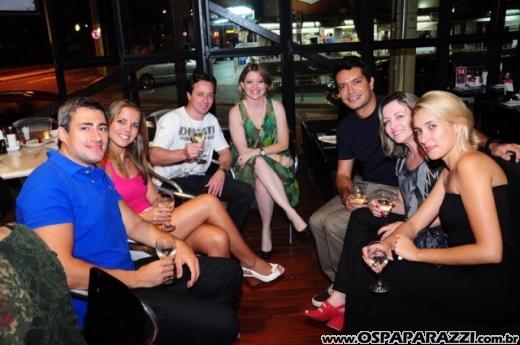 Patricia Couto recebe parabéns no SantOnofre Boteco Bistrô