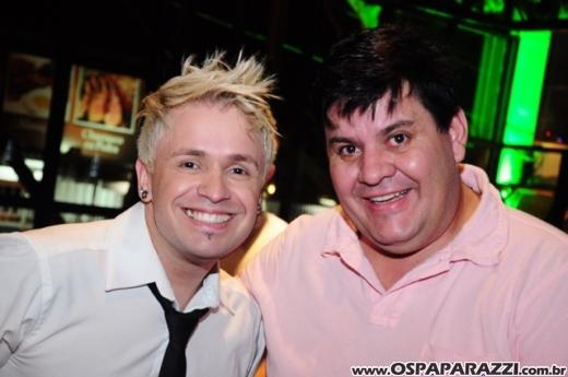 Patricia Couto recebe parabéns no SantOnofre Boteco Bistrô