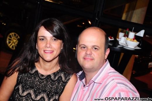Patricia Couto recebe parabéns no SantOnofre Boteco Bistrô